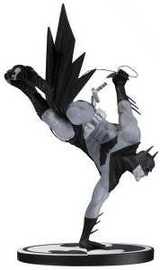 Motif : Sean Murphy ; Sculpture : Jonathan Matthews