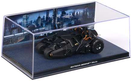 Motif : Brian Bolland ; Sculpture : Jack Mathews